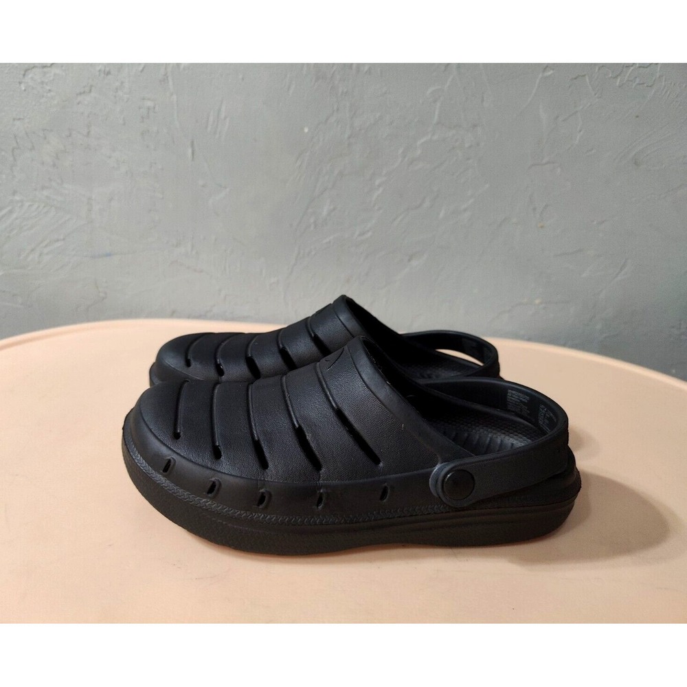 Rugged Shark Croc like comfort clog‎ slip on Youth Sise 2 Shoes